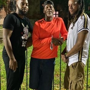 Meet your Posher, Gregory